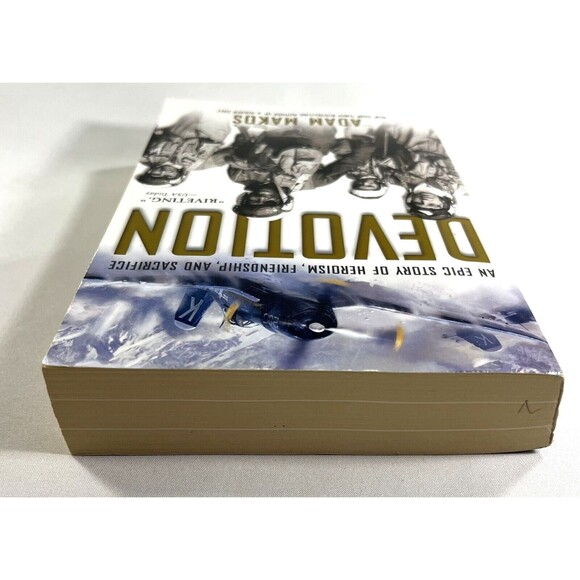 Devotion: An Epic Story of Heroism, Friendship, and Sacrifice by Adam Makos - Picture 6 of 10